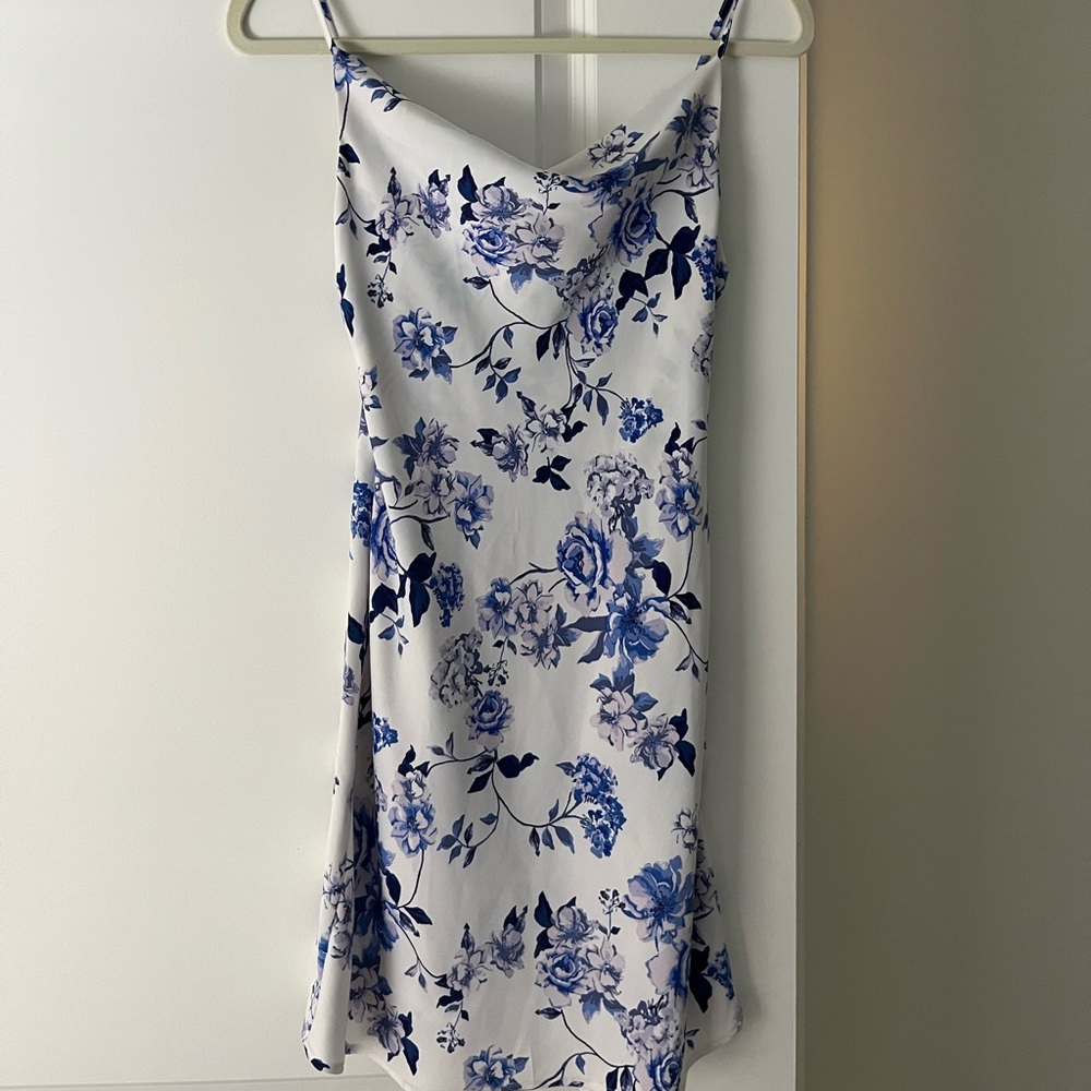 Urban outfitters blue floral dress
